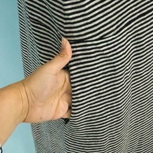 Eileen Fisher Size XS Black White Stripe Scoop Neck Short Cap Sleeve Linen Dress - Picture 2 of 6